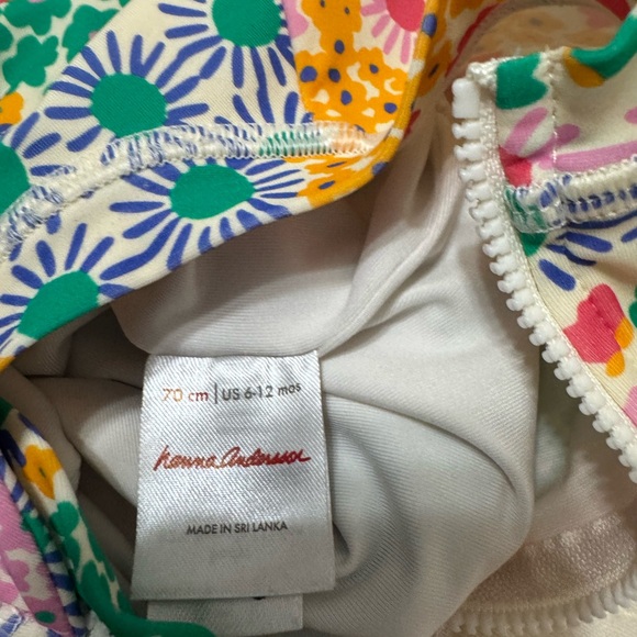Hanna Andersson Multicolor Floral Baby Girls Swimsuit Size 6-12 months - Picture 3 of 6
